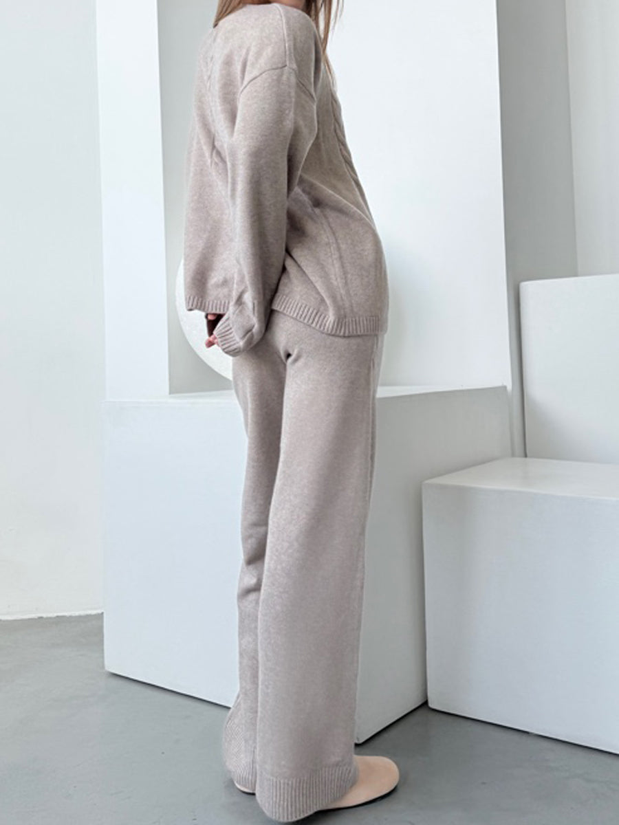 Loose Turtleneck Knit Sweater Suit