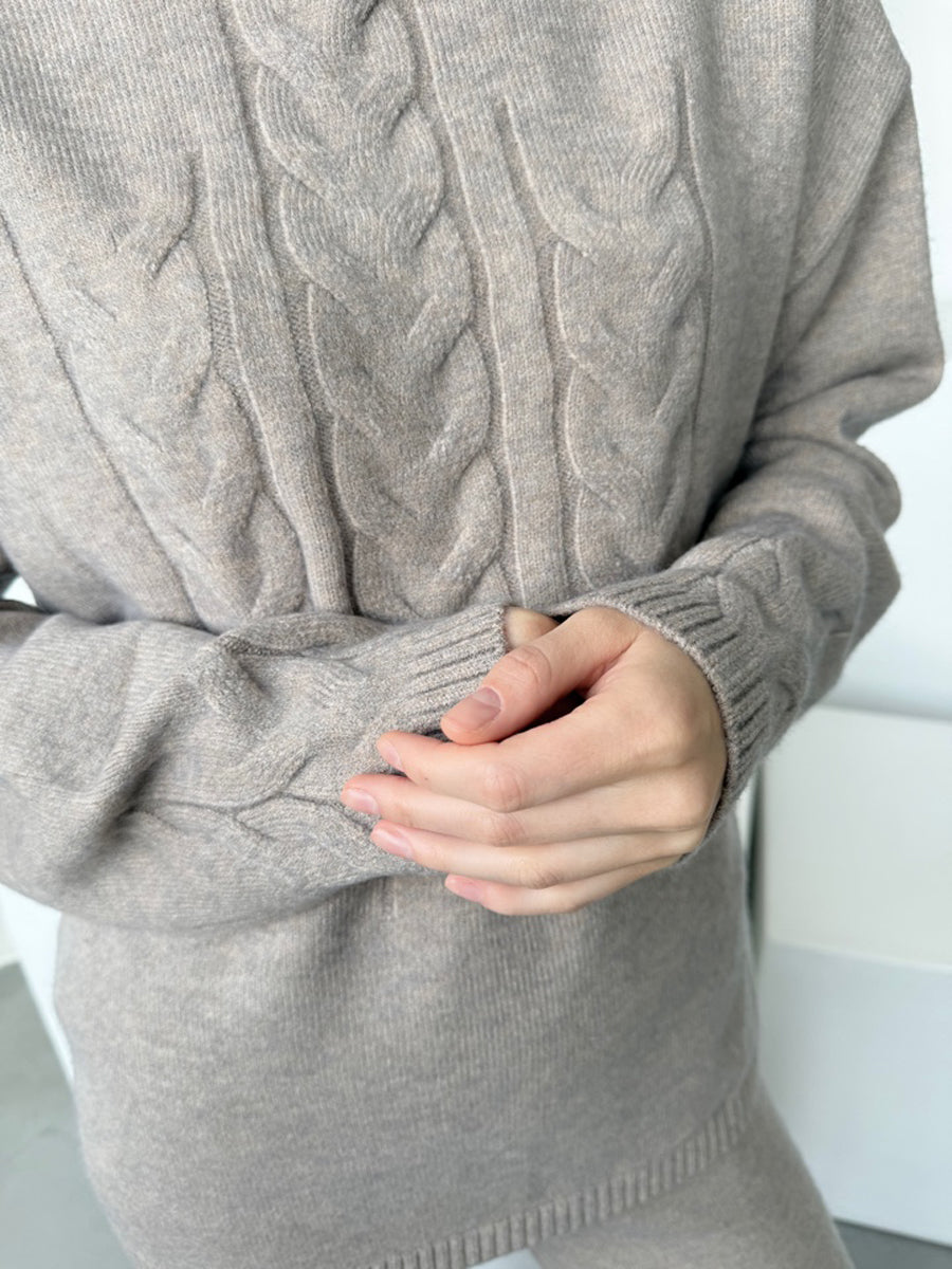 Loose Turtleneck Knit Sweater Suit