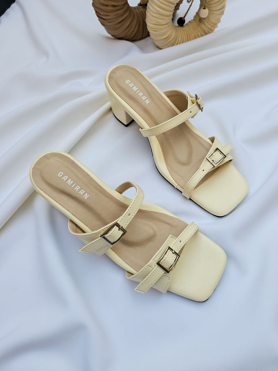 Simple Thick-Heeled Sandals