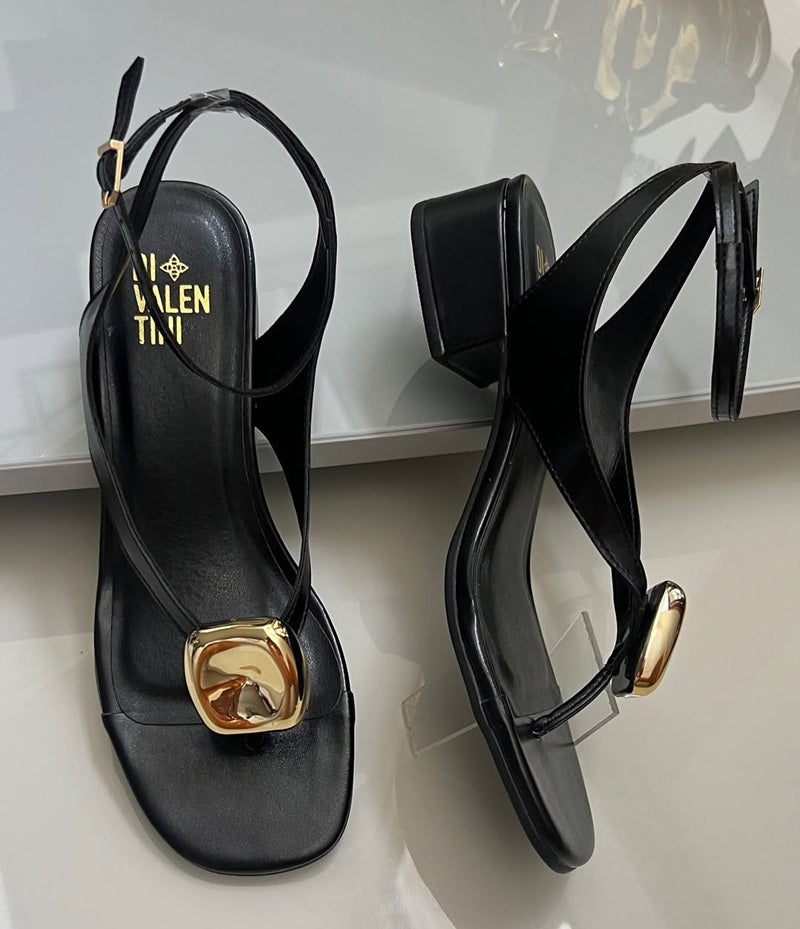 Metal Buckle Thong Sandals