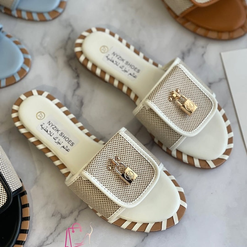 Lock Flat Slippers